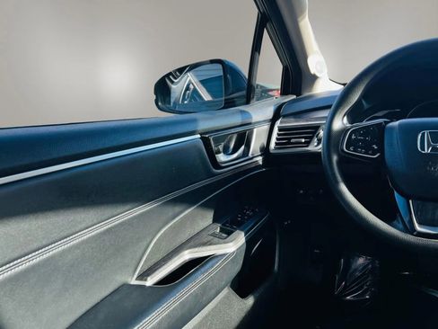 Used 2018 Honda Clarity Plug-In Hybrid image 26