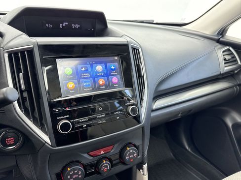 Used 2021 Subaru Forester Premium image 16