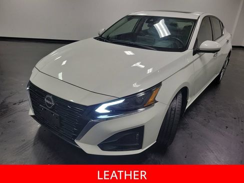 Used 2023 Nissan Altima 2.5 SL AWD/4WD image 4