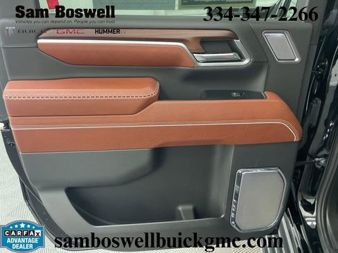 Used 2024 GMC Sierra 3500 Denali Ultimate AWD/4WD image 27