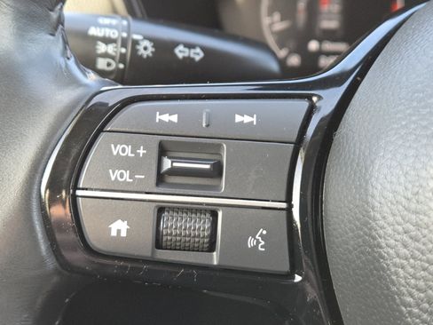 Used 2023 Honda CR-V EX-L image 32