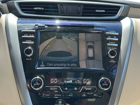 Used 2024 Nissan Murano SL AWD/4WD image 22