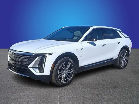 New 2026 Cadillac Lyriq Luxury image 1