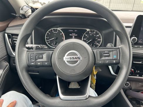 Certified 2021 Nissan Rogue SV image 20