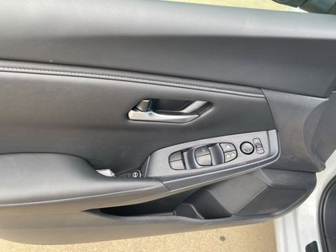 New 2025 Nissan Sentra SV w/ All-Weather Package image 17