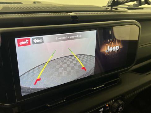 Used 2024 Jeep Wrangler Sahara w/ Technology Group image 28