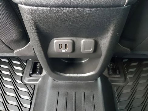 Used 2022 GMC Canyon Elevation w/ Trailering Package image 21