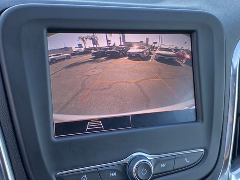 Used 2023 Chevrolet Equinox LT image 20