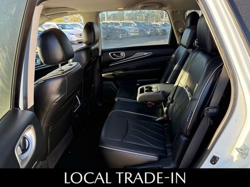 Used 2019 INFINITI QX60 Luxe w/ Essential Package image 6