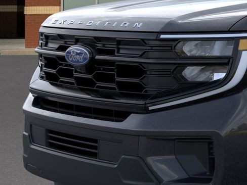 New 2026 Ford Expedition Active RWD image 17
