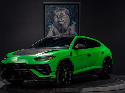 Used 2023 Lamborghini Urus Performante