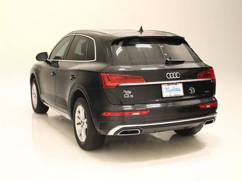 Used 2022 Audi Q5 2.0T Premium w/ Convenience Package AWD/4WD image 7
