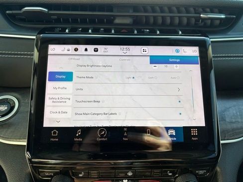 Used 2022 Jeep Grand Cherokee L Limited image 17