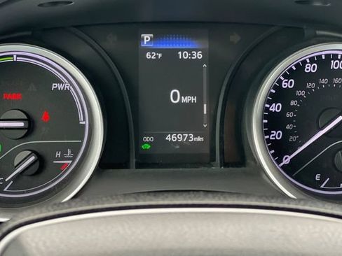 Used 2021 Toyota Camry LE FWD image 31