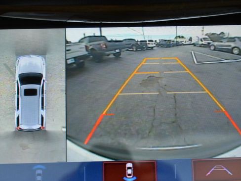 Used 2020 Cadillac Escalade ESV Premium Luxury image 22