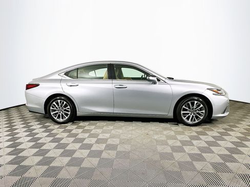 Certified 2025 Lexus ES 350 image 8