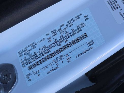 Used 2022 Ford Escape SE image 25