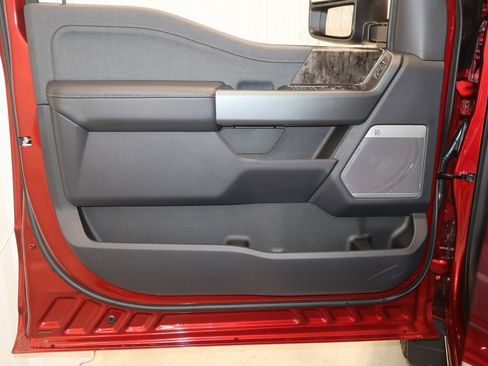 New 2025 Ford F350 Lariat w/ Lariat Ultimate Package image 9