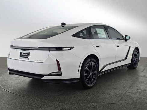 Used 2026 Lexus ES 350e w/ Convenience Package FWD image 3