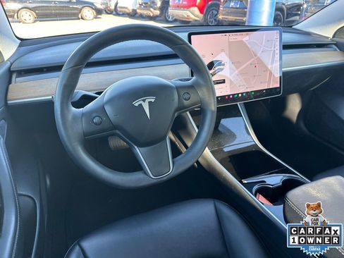 Used 2020 Tesla Model 3 Standard Range Plus image 22
