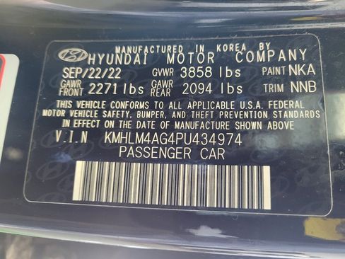 Used 2023 Hyundai Elantra SEL w/ Preferred Accessory Package FWD image 33