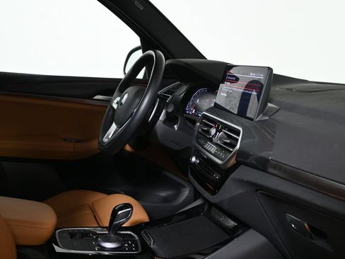Used 2024 BMW X3 xDrive30i w/ Premium Package w/ZPA AWD/4WD image 8