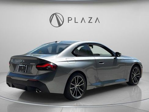 Used 2025 BMW 230i xDrive Coupe w/ Premium Package image 6