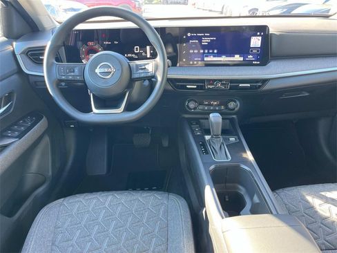 New 2026 Nissan Kicks SV image 14