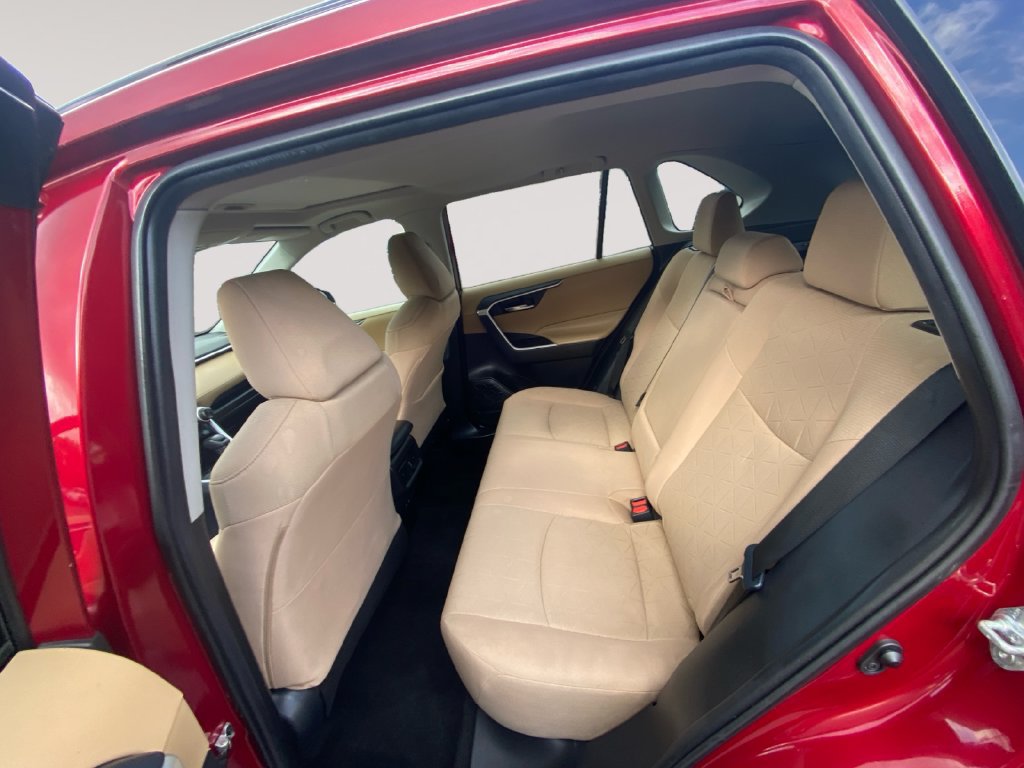 Used 2020 Toyota RAV4 XLE w/ Convenience Package AWD/4WD image 13