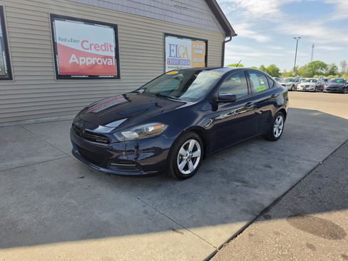 Used 2015 Dodge Dart SXT FWD image 2