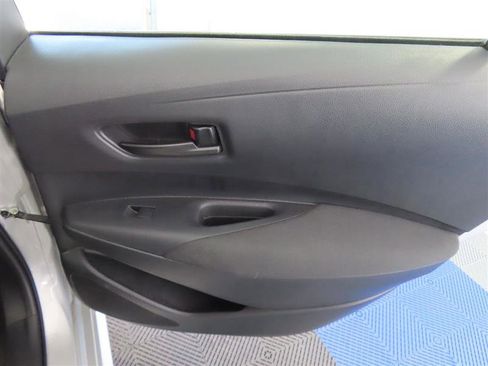 Used 2024 Toyota Corolla LE image 30