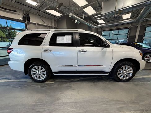 Used 2018 Toyota Sequoia Platinum AWD/4WD image 43