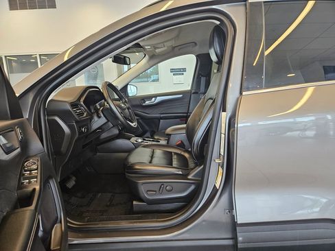 Used 2024 Ford Escape Platinum AWD/4WD image 15