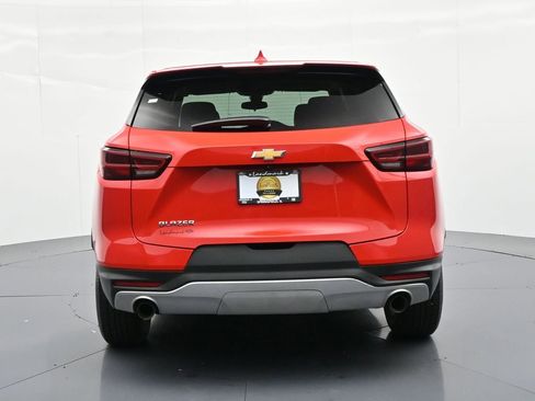 Used 2023 Chevrolet Blazer LT FWD image 7