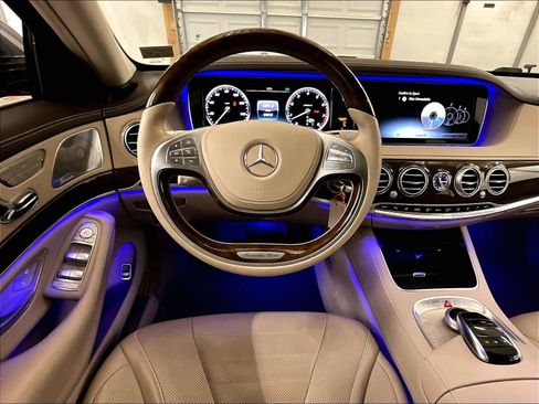 Used 2015 Mercedes-Benz S 550 4MATIC Sedan image 5