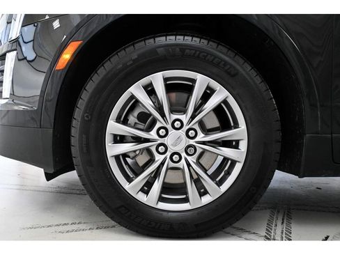 Certified 2022 Cadillac XT5 Premium Luxury FWD image 22