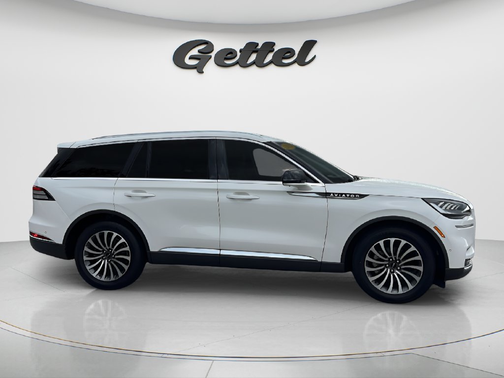Used 2022 Lincoln Aviator Reserve w/ Equipment Group 201A RWD image 4