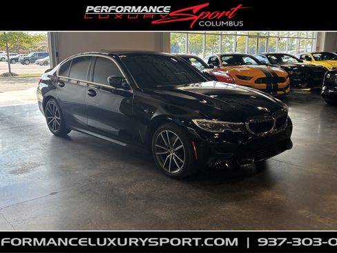 Used 2021 BMW 330i xDrive Sedan w/ Premium Package AWD/4WD image 1