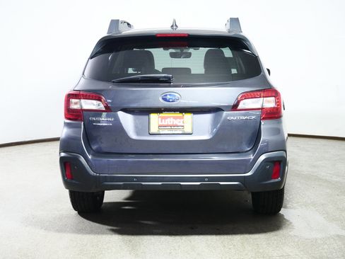 Used 2019 Subaru Outback 2.5i Limited w/ Protection Package #1 AWD/4WD image 6