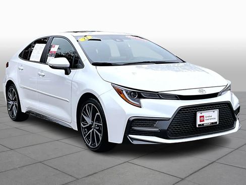 Used 2022 Toyota Corolla XSE image 2