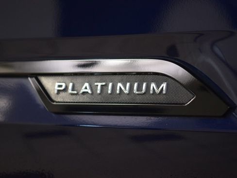 Used 2024 Toyota Tundra Platinum AWD/4WD image 14