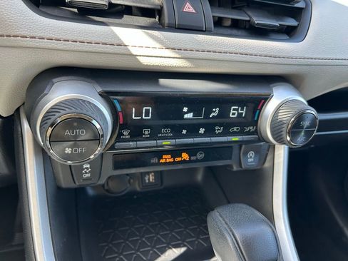 Used 2024 Toyota RAV4 XLE image 25