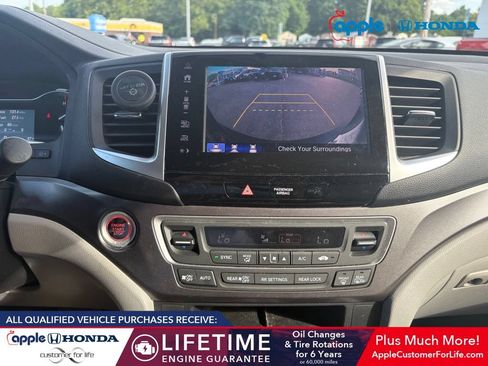 Used 2018 Honda Pilot EX image 9
