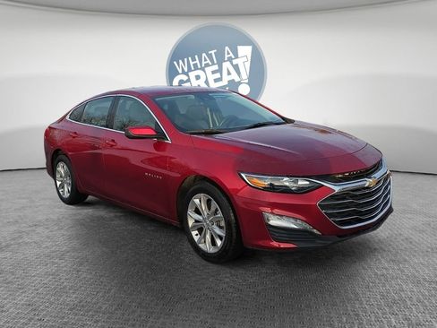 Used 2024 Chevrolet Malibu LT image 1