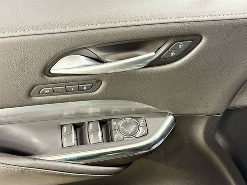 Used 2025 Cadillac XT4 Premium Luxury w/ Technology Package FWD image 18