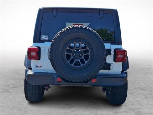 Certified 2022 Jeep Wrangler Unlimited Sport AWD/4WD image 4