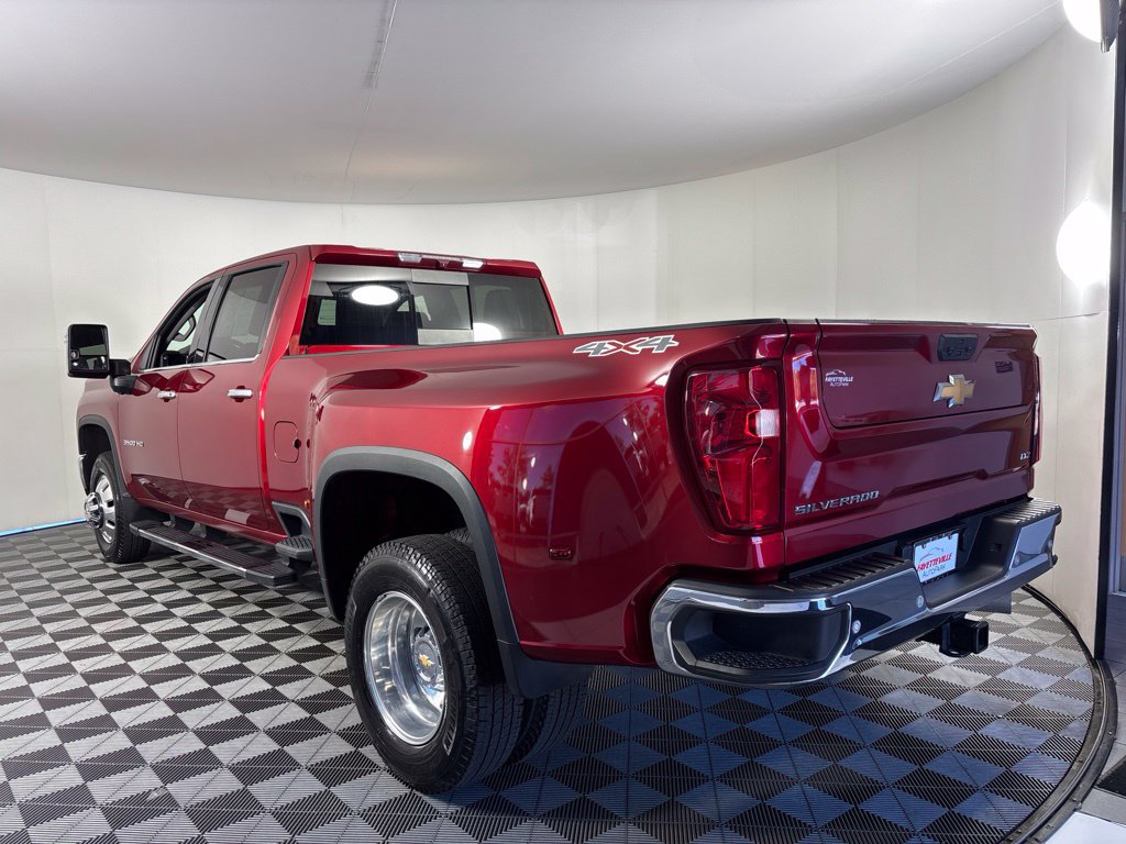 Certified 2024 Chevrolet Silverado 3500 LTZ w/ LTZ Convenience Package AWD/4WD image 10