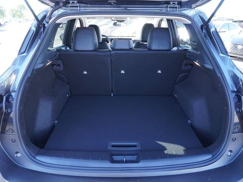 New 2026 Nissan Kicks SR FWD image 8