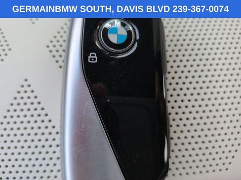 Certified 2025 BMW 760i xDrive AWD/4WD image 31