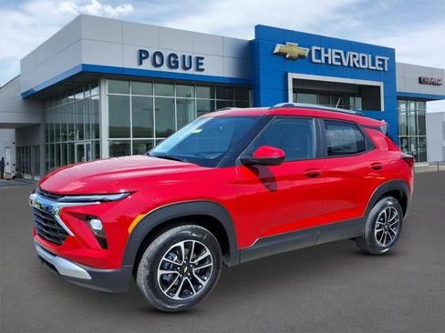 New 2026 Chevrolet TrailBlazer LT FWD image 4